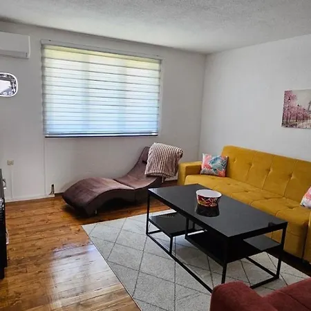 Apartment Dino 2 *